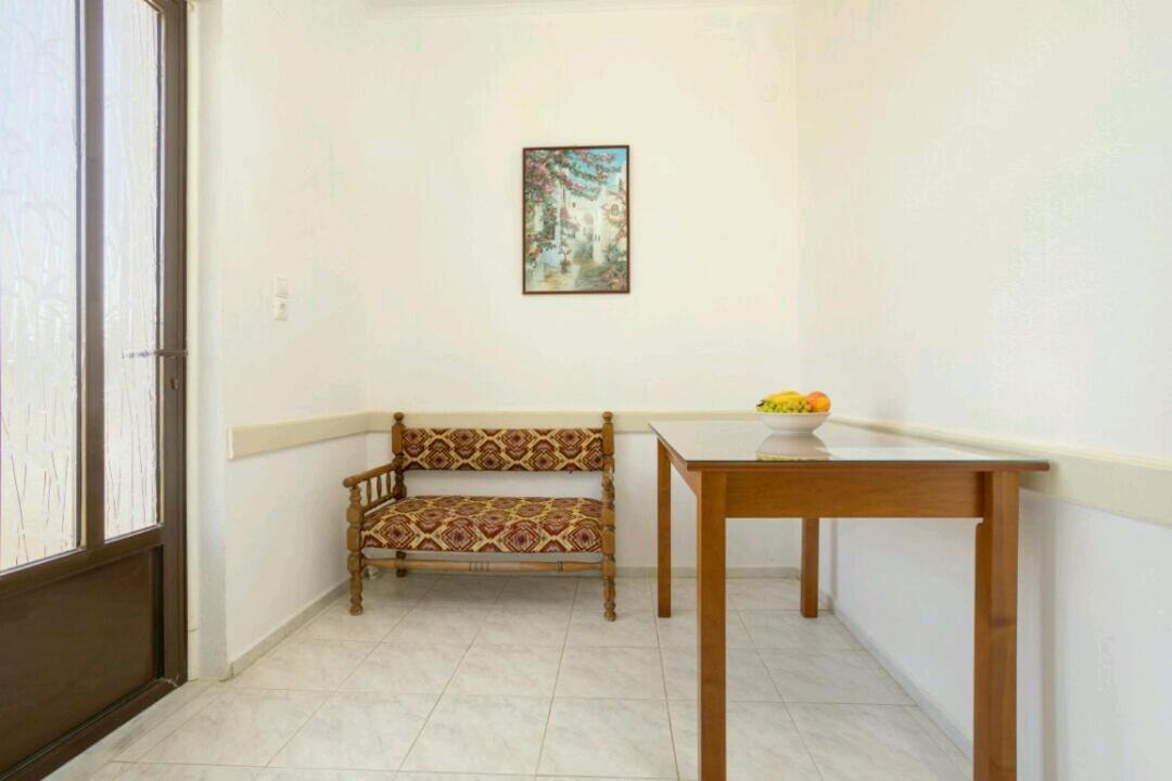 אליקס Eleni Studios & Apartments מראה חיצוני תמונה
